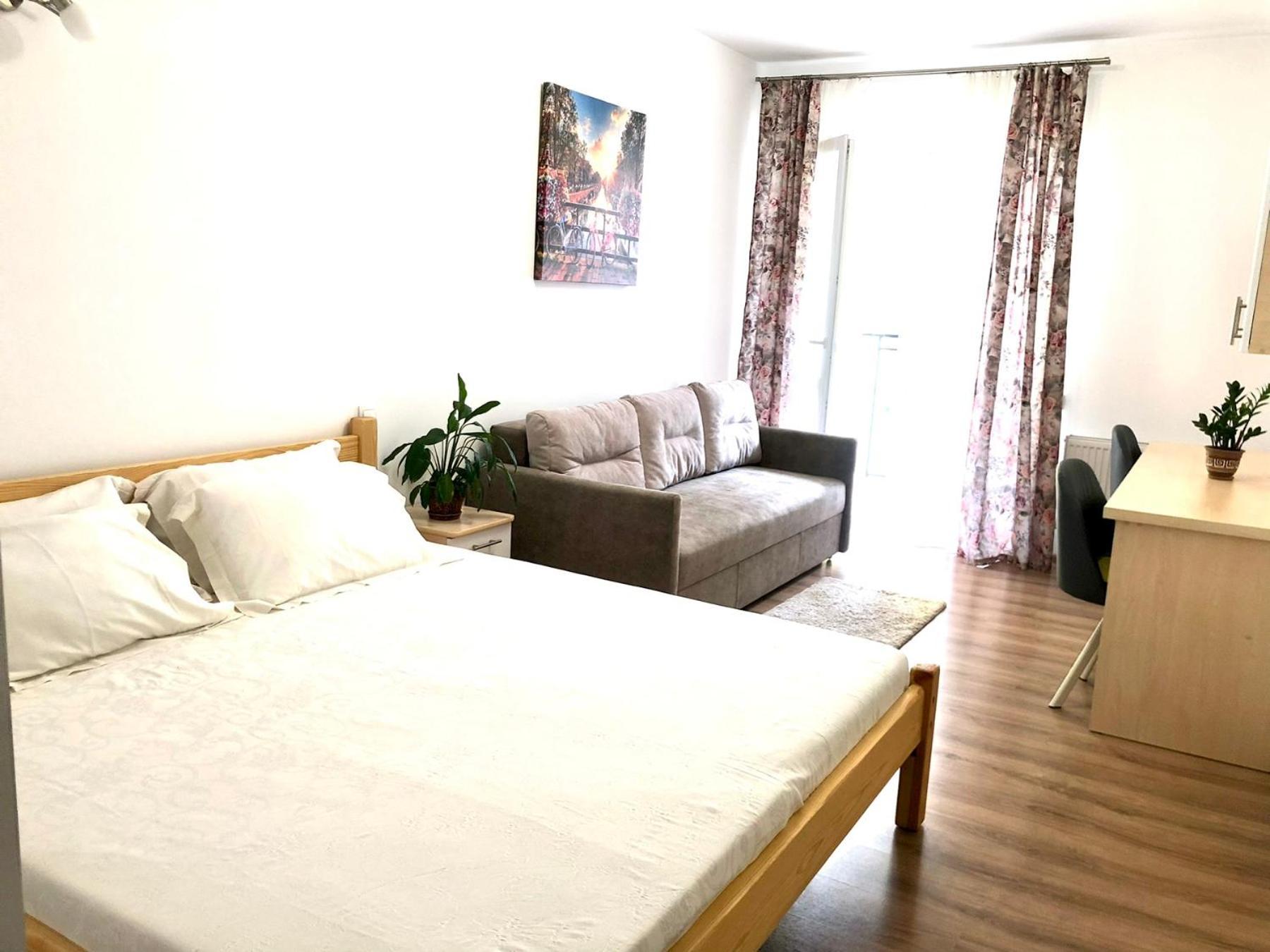 Osapart Comfortable Apartment In A Complex Great Britain Лвив Екстериор снимка