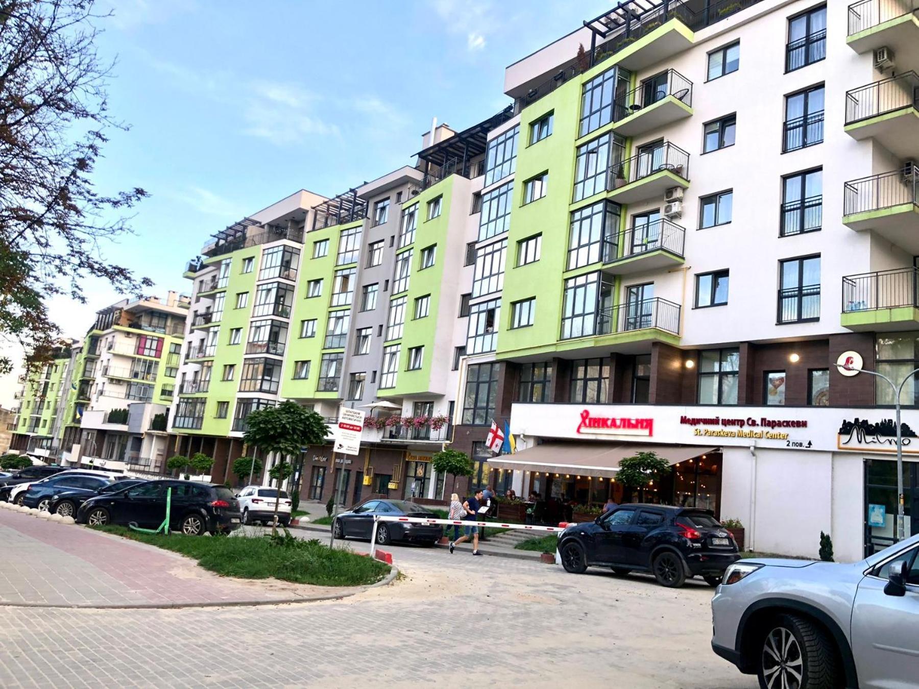 Osapart Comfortable Apartment In A Complex Great Britain Лвив Екстериор снимка