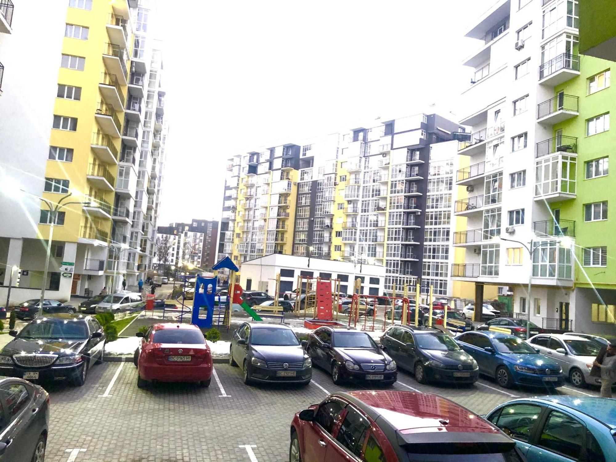 Osapart Comfortable Apartment In A Complex Great Britain Лвив Екстериор снимка
